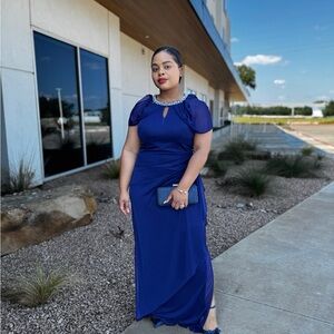 Alex Evenings Halter Neck Off Shoulder Electric Blue Evening Gown Size 4